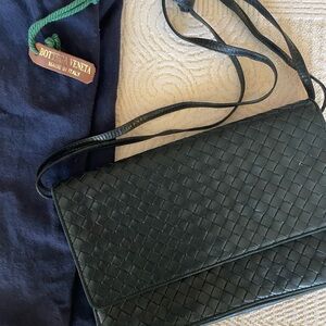 Vintage Bottega Veneta Dark Green Intrecciato WovenLeather Crossbody Bag
